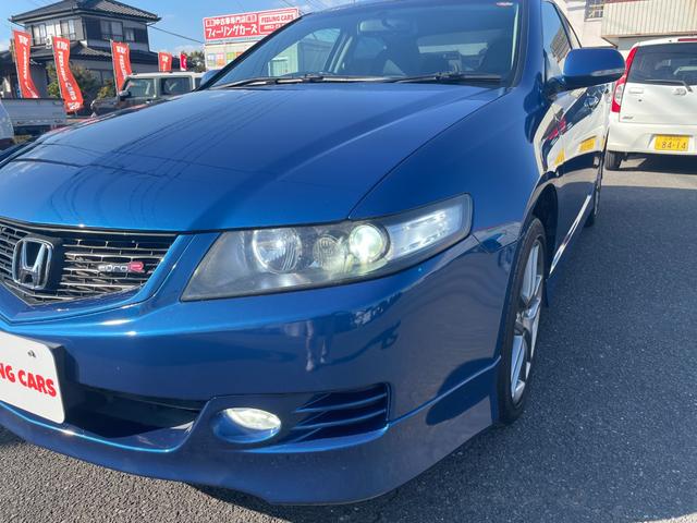 アコード ユーロＲ　純正レカロシート／モデューロマフラー／ＭＯＭＯステアリング／デュアルエアコン／ＣＤ／キーレス／１７インチアルミ／（29枚目）