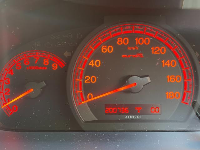 アコード ユーロＲ　純正レカロシート／モデューロマフラー／ＭＯＭＯステアリング／デュアルエアコン／ＣＤ／キーレス／１７インチアルミ／（38枚目）