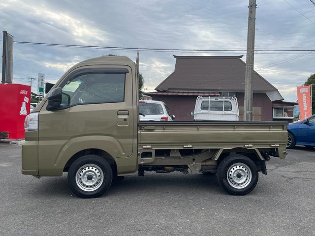 ハイゼットトラック ハイルーフ スマートアシスト/4WD/エアコン/パワステ/パワーウインドウ/電動格納ミラー/オーバーヘッドコンソール/プッシュスタート/スマートキー/(4枚目)