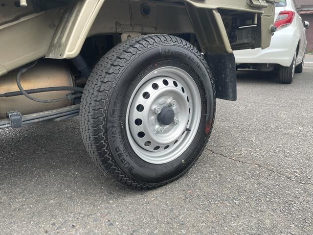 ハイゼットトラック ハイルーフ スマートアシスト/4WD/エアコン/パワステ/パワーウインドウ/電動格納ミラー/オーバーヘッドコンソール/プッシュスタート/スマートキー/(26枚目)