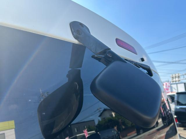 全車内外装徹底クリーニング済！ママとお子様に『キレイ・清潔・気持ちいい』を体感してもらいたいから、専用機材を使い除菌・殺菌・脱臭と車内を徹底クリーニングしております