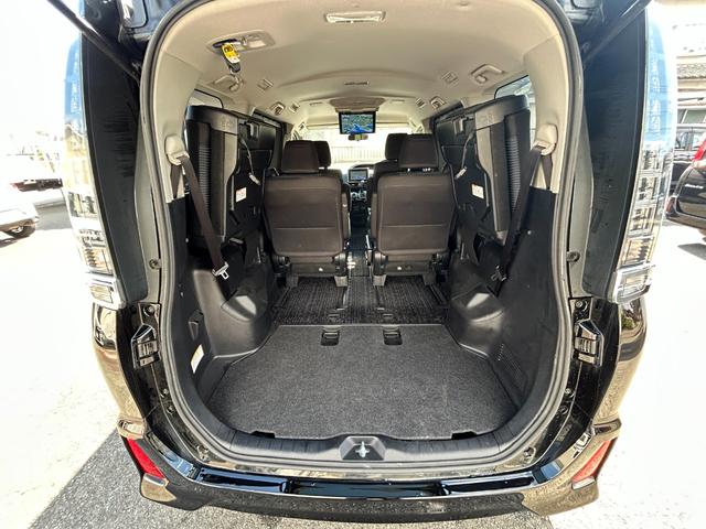 ヴォクシー ＺＳ　煌ＩＩ　全国一年保証・純正ナビ・フルセグＴＶ・フリップダウンモニター・両側電動スライドドア・スマートキー・電動格納ミラー・純正アルミホイール（19枚目）