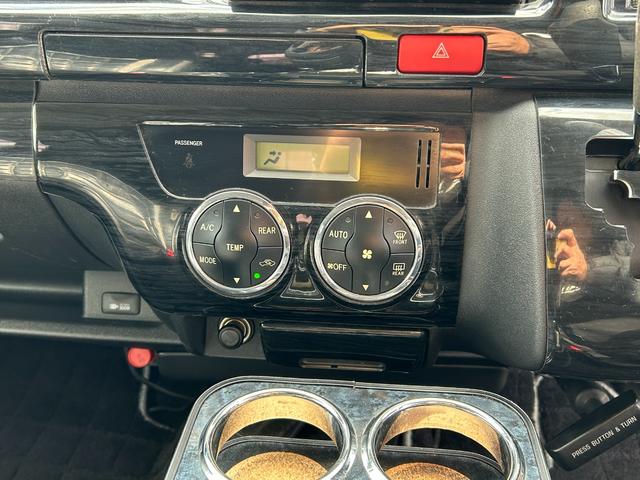 ハイエースワゴン GL 全国一年保証・社外ナビ・フルセグTV・バックカメラ・社外20インチアルミホイール・ETC・ウッドコンビハンドル(27枚目)