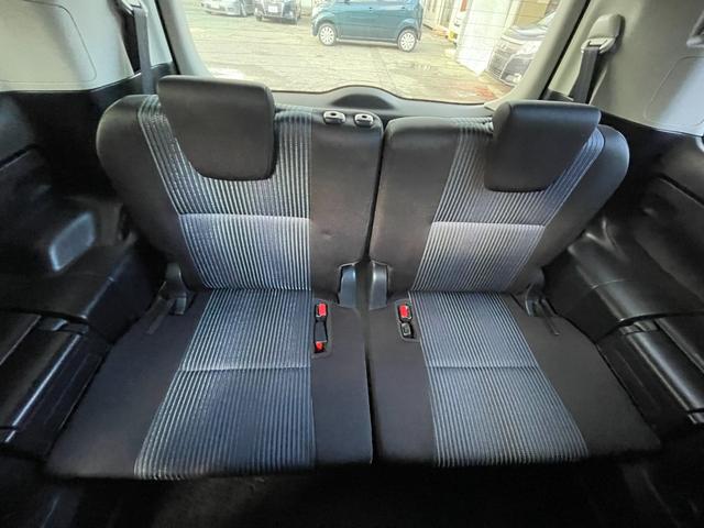 ヴォクシー ＺＳ　全国一年保証・社外ナビ・フルセグＴＶ・バックカメラ・社外フリップダウンモニター・両側パワースライド・純正アルミホイール・スマートキー・ＥＴＣ（20枚目）