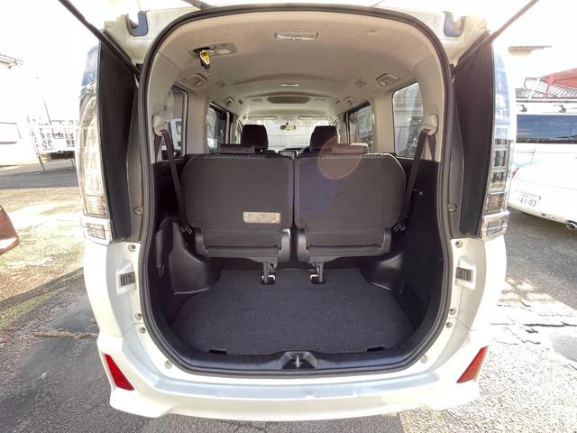 ヴォクシー ＺＳ　煌　全国一年保証・社外ナビ・フルセグＴＶ・両側パワースライド・スマートキー・ＥＴＣ・リアクーラー・純正アルミホイール（17枚目）