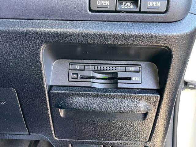 ヴォクシー ＺＳ　煌　全国一年保証・社外ナビ・フルセグＴＶ・両側パワースライド・スマートキー・ＥＴＣ・リアクーラー・純正アルミホイール（30枚目）