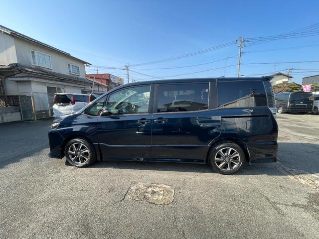 �L���ĕ֗��ȃX���C�h�h�A�t�̃~�j�o�����݌ɂƂ��ă��C���i�b�v���Ă���܂��I�Ƒ��łł�����̂��y�����Ȃ��L�����v�⋛�ނ�A���d���ԂȂǂł��劈�􂷂�~�j�o���I�����x�����X����������