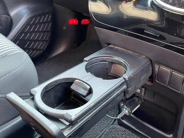 �L���ĕ֗��ȃX���C�h�h�A�t�̃~�j�o�����݌ɂƂ��ă��C���i�b�v���Ă���܂��I�Ƒ��łł�����̂��y�����Ȃ��L�����v�⋛�ނ�A���d���ԂȂǂł��劈�􂷂�~�j�o���I�����x�����X����������