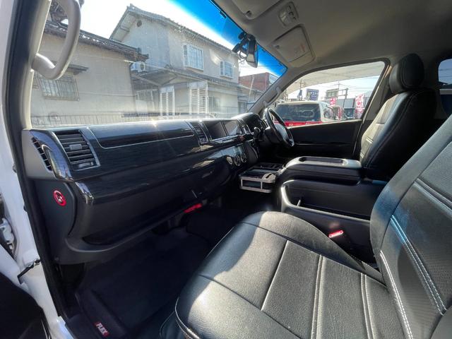 ��������A������s�Ȃ��Ă���܂��B�܂����s�p�̂��Ԃ̈����A�p�Ԏ葱������܂��B