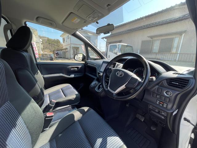 ノア Ｓｉ　全国一年保証・ナビ・バックカメラ・フルセグＴＶ・純正フリップダウンモニター・両側パワースライド・ＬＥＤヘッドライト・スマートキー・ＥＴＣ（12枚目）