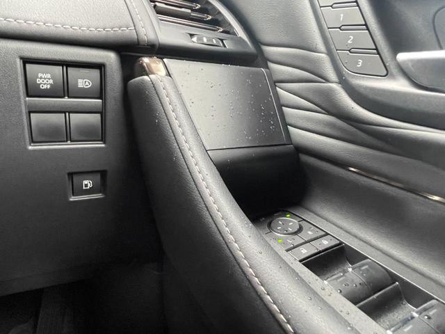 アルファード Z 純正メーカーナビ・フルセグTV・ユニバーサルステップ・JBLサウンド・フリップダウンモニター・トヨタチームメイト・左右独立ムーンルーフ・デジタルインナーミラー・カラーヘッドアップディスプレイ(23枚目)