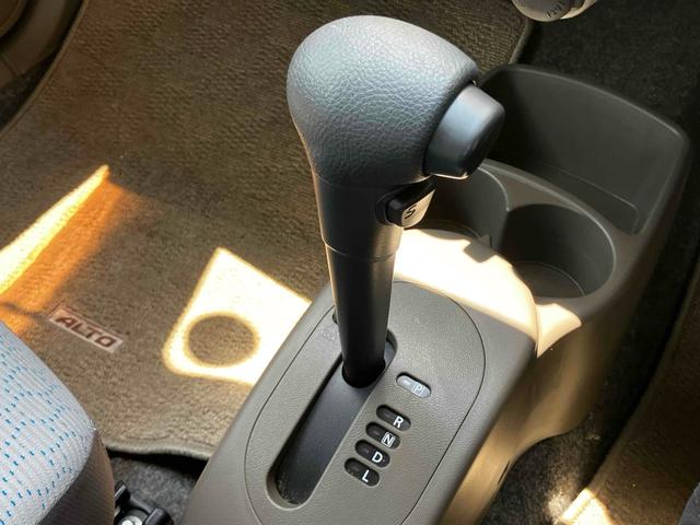 アルトエコ ＥＣＯ－Ｌ　キーレスエントリー　アイドリングストップ　ＣＶＴ　盗難防止システム　ＡＢＳ　ＣＤ　衝突安全ボディ　エアコン　パワーステアリング　パワーウィンドウ（6枚目）