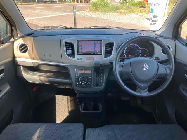 ワゴンＲ ＦＸ　ナビ　ＴＶ　スマートキー　アイドリングストップ　電動格納ミラー　ベンチシート　ＣＶＴ　盗難防止システム　ＡＢＳ　ＣＤ　ＤＶＤ再生　ＵＳＢ　ミュージックプレイヤー接続可　Ｂｌｕｅｔｏｏｔｈ（2枚目）