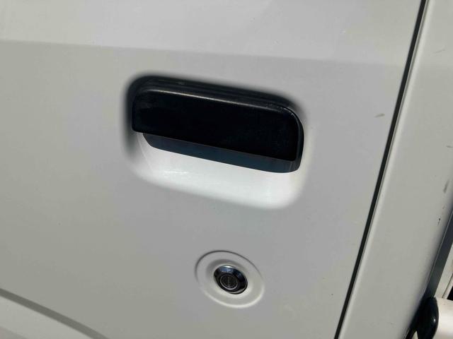 ご覧いただきありがとうございます♪気になったお車がありましたらお気軽にお電話をください♪