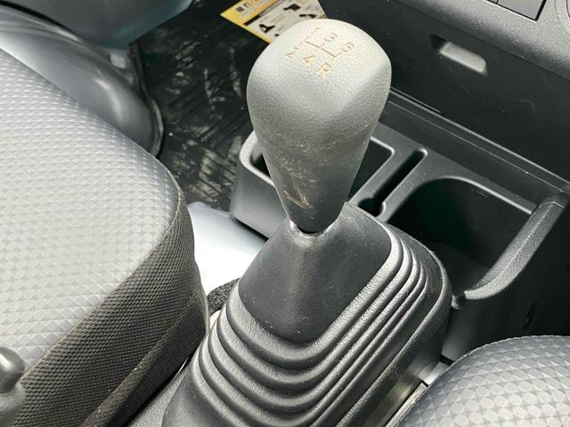 ハイゼットトラック スタンダード　４ＷＤ　ＭＴ　衝突被害軽減システム　クリアランスソナー　アイドリングストップ　オートライト　ＡＢＳ　ＥＳＣ　エアコン　パワーステアリング　運転席エアバッグ（33枚目）