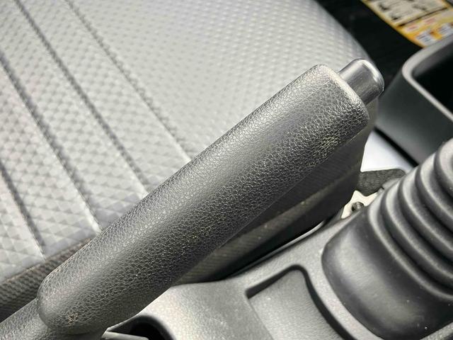 ハイゼットトラック スタンダード　４ＷＤ　ＭＴ　衝突被害軽減システム　クリアランスソナー　アイドリングストップ　オートライト　ＡＢＳ　ＥＳＣ　エアコン　パワーステアリング　運転席エアバッグ（34枚目）