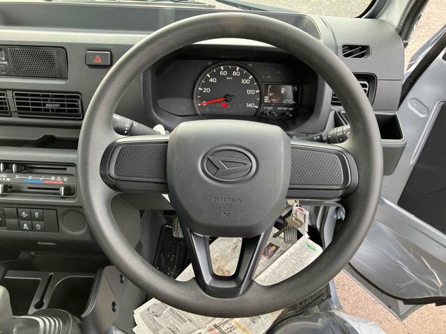 ハイゼットトラック スタンダード　４ＷＤ　ＭＴ　衝突被害軽減システム　クリアランスソナー　アイドリングストップ　オートライト　ＡＢＳ　ＥＳＣ　エアコン　パワーステアリング　運転席エアバッグ（46枚目）