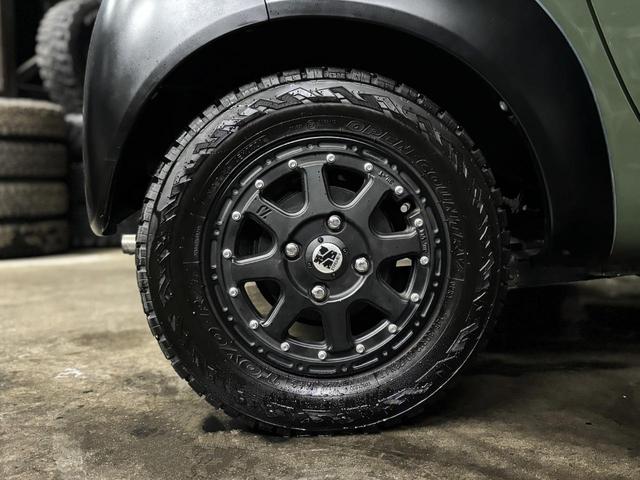 ツイン ガソリンＢ　★修複歴無★走行４．２万キロ台★Ｘ－ＴＲＥＭＥ－Ｊ　１２ＡＷ　ＴＯＹＯオープンカントリー　内外装アーミーグリーンＮＥＷペイント　ルーフキャリア（21枚目）
