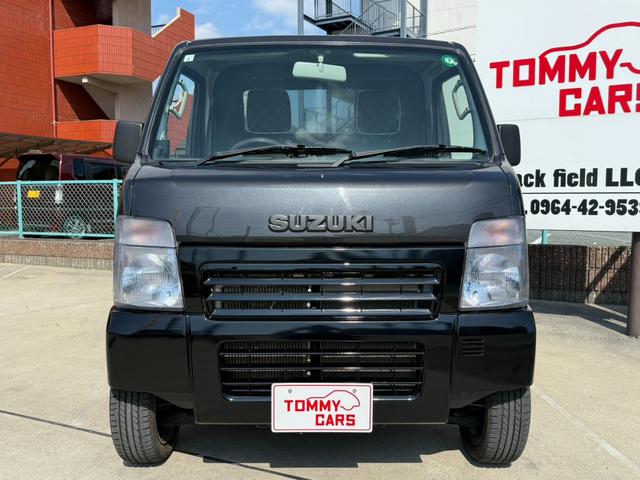 キャリイトラック ＫＣエアコン・パワステ　カルパチアグレー全塗装／新品シートカバー／社外ステアリング／４ＷＤ／社外アルミ／社外シフトノブ／エアコン／パワステ／５ＭＴ／ライトスモーク加工ヘッドライト＆テールレンズ／マッドフラップ／バンパーカット（4枚目）