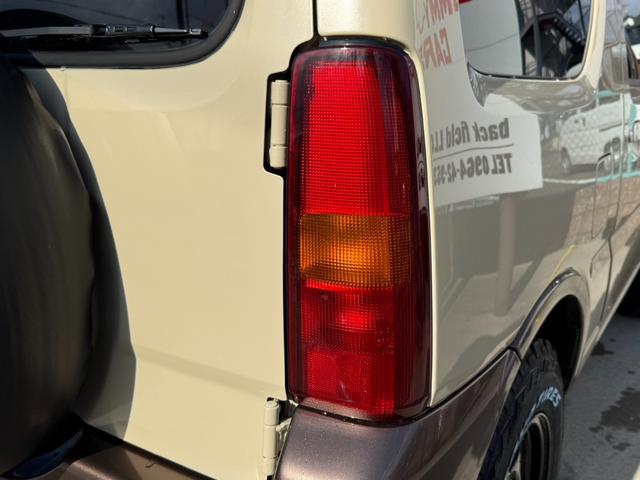 ���C�g�X���[�N���H�w�b�h���C�g���e�[�������Y�i�Ԍ��Ή��j