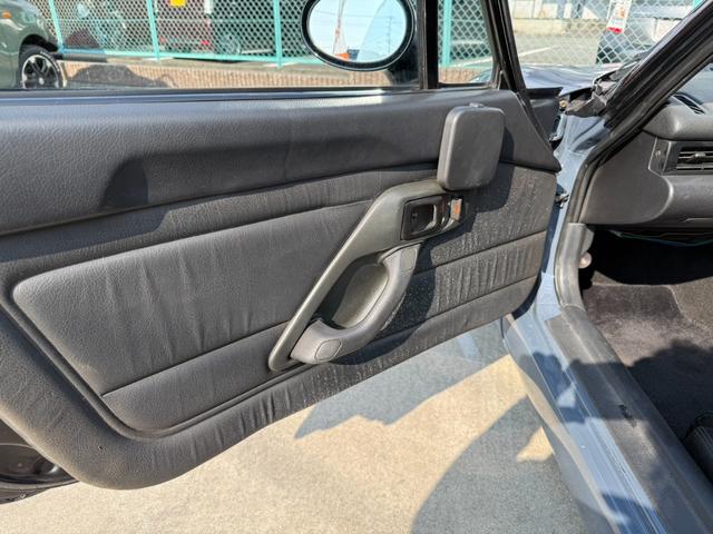 カプチーノ ベースグレード　ＮＩＳＭＯステルスグレー全塗装／新品アルミ＆新品タイヤ／ターボ／車検令和１０年１月まで／ライトスモーク加工ヘッドライト＆テールレンズ／５ＭＴ／オープンＴＯＰ／エアコン／レザーシート／（19枚目）