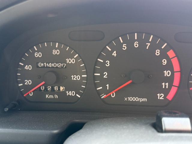 カプチーノ ベースグレード　ＮＩＳＭＯステルスグレー全塗装／新品アルミ＆新品タイヤ／ターボ／車検令和１０年１月まで／ライトスモーク加工ヘッドライト＆テールレンズ／５ＭＴ／オープンＴＯＰ／エアコン／レザーシート／（24枚目）