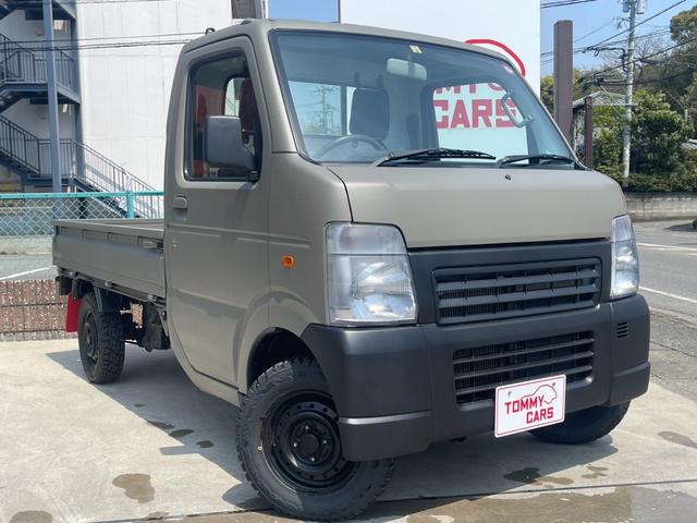 キャリイトラック ＫＣエアコン・パワステ　エメラルドグレー（ラプターライナー）全塗装／新品シートカバー／４ＷＤ／５ＭＴ／新品ＴＯＹＯオープンカントリーＲＴ４本／新品マッドフラップ／ライトスモーク加工ヘッドライト／エアコン／パワステ（2枚目）
