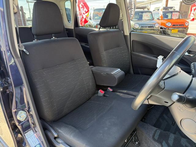 ステラ カスタムＲ　スマートアシスト　純正ナビ／フルセグＴＶ／バックカメラ／Ｂｌｕｅｔｏｏｔｈ対応／ＬＥＤオートライト／黄フォグ／スマートアシスト／プッシュスタート／アイドリングストップ／革巻きステア／純正アルミ／禁煙／車検令和９年１０月（18枚目）