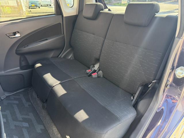 ステラ カスタムＲ　スマートアシスト　純正ナビ／フルセグＴＶ／バックカメラ／Ｂｌｕｅｔｏｏｔｈ対応／ＬＥＤオートライト／黄フォグ／スマートアシスト／プッシュスタート／アイドリングストップ／革巻きステア／純正アルミ／禁煙／車検令和９年１０月（21枚目）