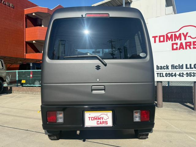 エブリイ ジョイン マットグレー全塗装/ブラックルーフ/新品マッドタイヤ(TOYOオープンカントリーRT)/ライトスモーク加工ヘッドライト&テールレンズ/キーレス/スペアキー/車検令和9年10月まで/PW/AC/5MT/(5枚目)