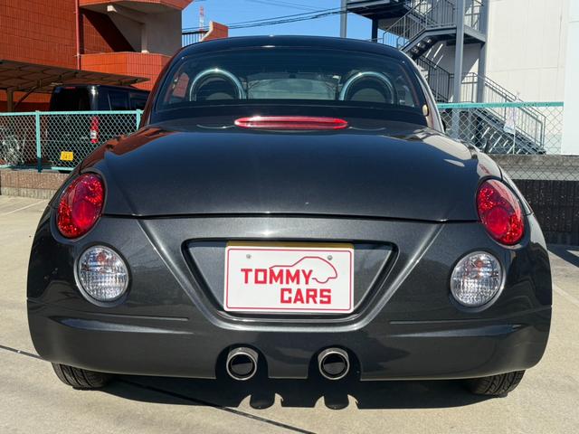 コペン アクティブトップ カルパチアグレーメタリック/ブラック ツートン全塗装/新品シートカバー/新品タイヤ4本/社外アルミ/ライトスモーク加工ヘッドライト&テールレンズ/キーレス/車検令和9年9月ま/シートヒーター/ナビTV(5枚目)