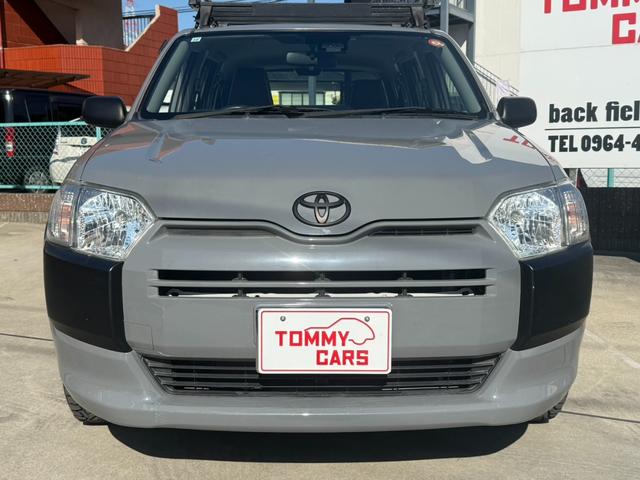 プロボックス ＤＸコンフォート　新品リフトアップサス／新品ＴＯＹＯオープンカントリーＲＴタイヤ／新品シートカバー／グレー全塗装／キャリア／ナビ／ＴＶ／バックカメラ／Ｂｌｕｅｔｏｏｔｈ対応／キーレス／セーフティーセンス／ＥＴＣ（4枚目）