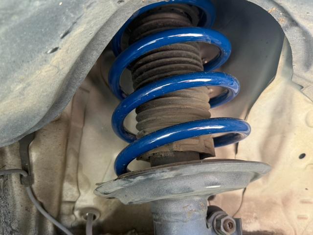 プロボックス ＤＸコンフォート　新品リフトアップサス／新品ＴＯＹＯオープンカントリーＲＴタイヤ／新品シートカバー／グレー全塗装／キャリア／ナビ／ＴＶ／バックカメラ／Ｂｌｕｅｔｏｏｔｈ対応／キーレス／セーフティーセンス／ＥＴＣ（11枚目）