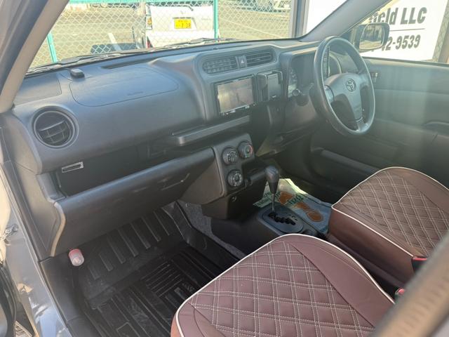 プロボックス ＤＸコンフォート　新品リフトアップサス／新品ＴＯＹＯオープンカントリーＲＴタイヤ／新品シートカバー／グレー全塗装／キャリア／ナビ／ＴＶ／バックカメラ／Ｂｌｕｅｔｏｏｔｈ対応／キーレス／セーフティーセンス／ＥＴＣ（15枚目）