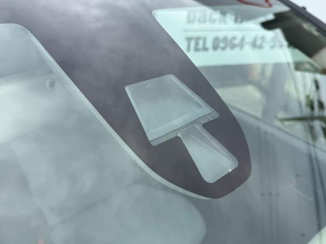 アルト 　レーダーブレーキサポート／シートヒーター／キーレス／アイドリングストップ／エネチャージ／レベライザー／ライトスモーク加工ヘッドライト／エアコン／車検令和９年１２月まで／ホワイトグリル＆ホイールキャップ（12枚目）