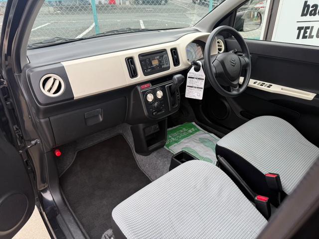 アルト 　レーダーブレーキサポート／シートヒーター／キーレス／アイドリングストップ／エネチャージ／レベライザー／ライトスモーク加工ヘッドライト／エアコン／車検令和９年１２月まで／ホワイトグリル＆ホイールキャップ（16枚目）