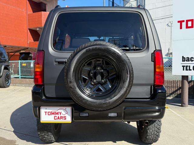 ジムニー ランドベンチャー　マットグレー全塗装／車検令和９年１１月まで／ライトスモーク加工ヘッドライト／５ＭＴ／４ＷＤ／ターボ／シートヒーター／キーレス／エアコン／ライトカバー／ジオランダーＭＴタイヤ／純正ブラックアルミ／（5枚目）