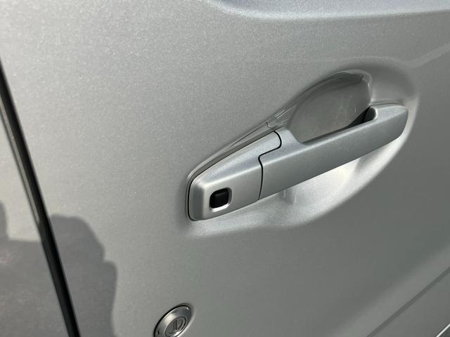 ワゴンＲ ＦＸ　４型　ＣＤプレーヤー［ＡＭ／ＦＭラジオ付］／サポカー　デュアルカメラブレーキサポート│１４インチホイールキャップ│オートライトシステム（14枚目）