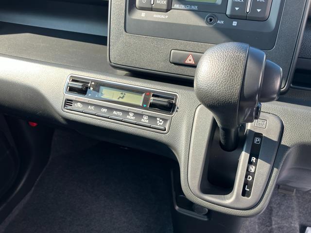 ワゴンＲ ＦＸ　４型　ＣＤプレーヤー［ＡＭ／ＦＭラジオ付］／サポカー　デュアルカメラブレーキサポート│１４インチホイールキャップ│オートライトシステム（23枚目）