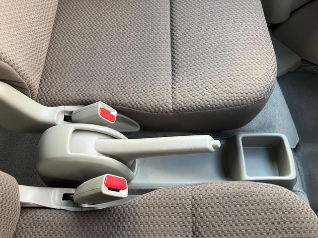 エブリイ PAリミテッド 6型 AM/FMラジオ/サポカー デュアルカメラブレーキサポート│電波式キーレスキー│12インチラジアルタイヤ(35枚目)