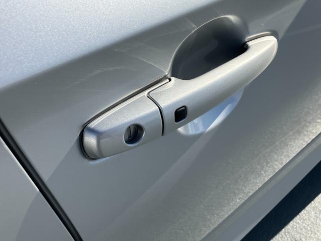 �^�]�Ȃ̃h�A�̓X�}�[�g�L�[��g�ɂ��Ă���΁A�w��ЂƂŊJ���ł���y���N�G�X�g�X�C�b�`�z�I