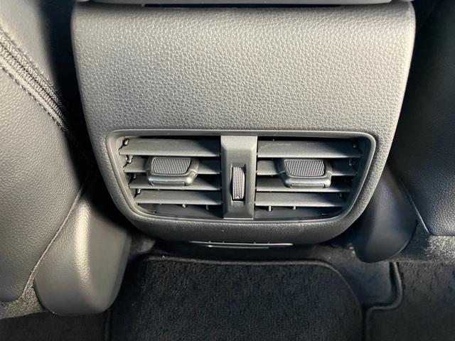 カローラクロス Ｚ　ドライブレコーダー　ＥＴＣ│オートエアコン│レーダークルーズコントロール│ステアリングオーディオスイッチ（43枚目）