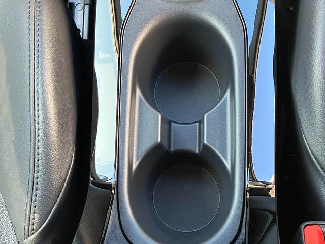 カローラクロス Ｚ　ドライブレコーダー　ＥＴＣ│オートエアコン│レーダークルーズコントロール│ステアリングオーディオスイッチ（49枚目）