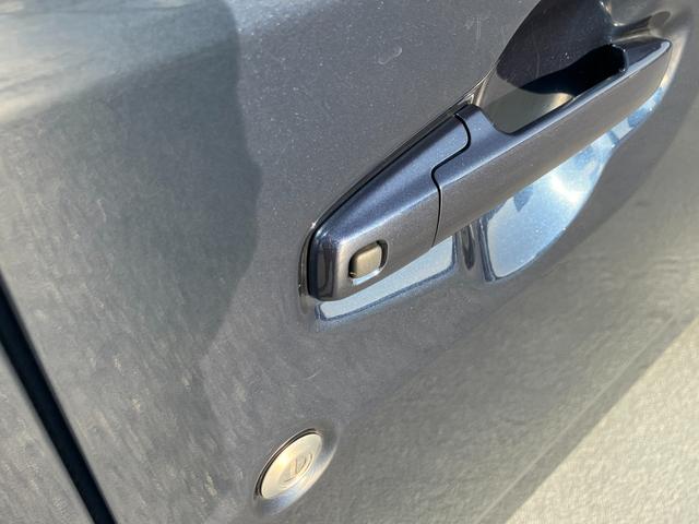 �^�]�Ȃ̃h�A�̓X�}�[�g�L�[��g�ɂ��Ă���΁A�w��ЂƂŊJ���ł���y���N�G�X�g�X�C�b�`�z�I