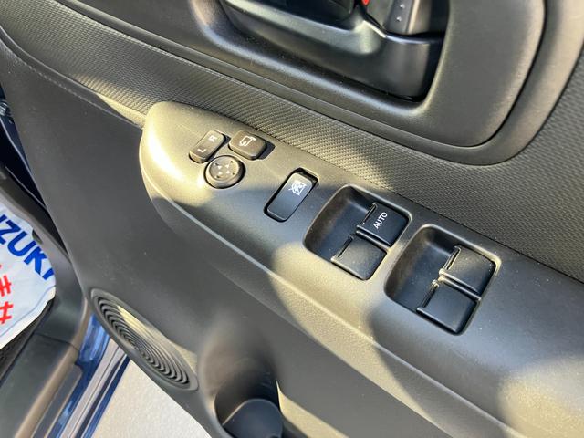 �^�]�ȃA�[�����X�g�ɁA�y�����R���h�A�~���[�z�y�p���[�E�B���h�E�z�X�C�b�`����B�茳�ő��색�N���N�B