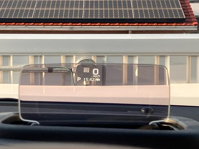 �^�]�ȑO���Ɂy�w�b�h�A�b�v�f�B�X�v���C�z�𓋍ځB�ԑ��E�V�t�g�ʒu�Ȃǂ̏���\���B