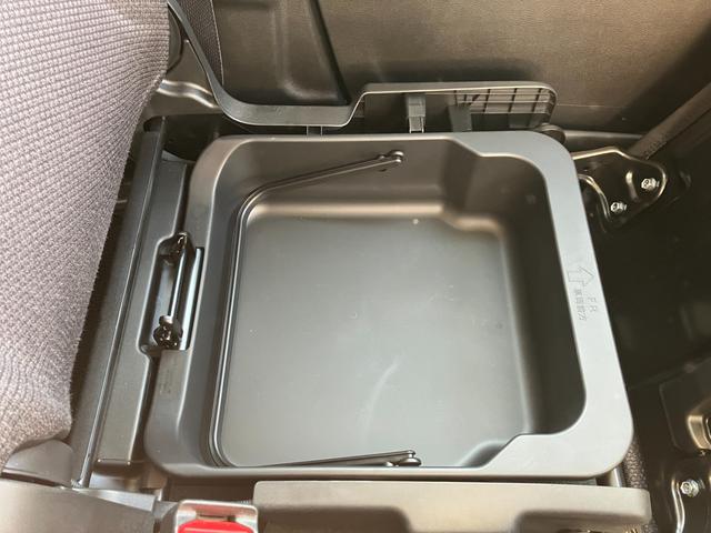 ����ȉ��͎��O���\�ȁy�V�[�g�A���_�[�{�b�N�X�z�t���C�₨������ȂǏ�������ꂽ��g�����͎��R��