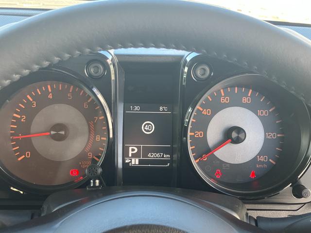 ジムニー ＸＣ　２型　ドライブレコーダー／ＥＴＣ／サポカー　デュアルセンサーブレーキサポート│ＬＥＤヘッドランプ│本革巻ステアリングホイール│ナビ・ＴＶ│１６インチアルミホイール（18枚目）