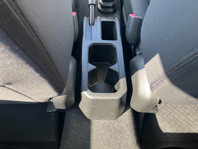 ジムニー ＸＣ　２型　ドライブレコーダー／ＥＴＣ／サポカー　デュアルセンサーブレーキサポート│ＬＥＤヘッドランプ│本革巻ステアリングホイール│ナビ・ＴＶ│１６インチアルミホイール（31枚目）