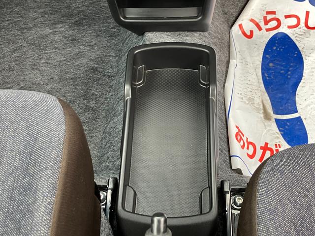 アルト Ｌ　２型　ＥＳＰ／サポカー　デュアルカメラブレーキサポート│１４インチホイールキャップ│マニュアルエアコン│ウレタンステアリングホイール（24枚目）
